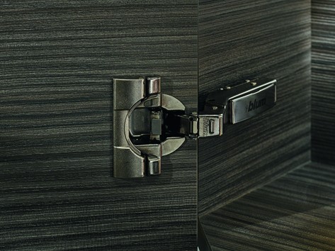 BLUM 79B9494 uhlový typ III tlmený, Inserta 15/95° Onyx