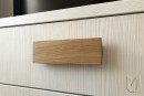 TULIP Úchytka Oblong dub lakovaný+skrutky