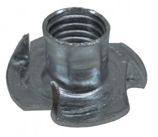 Matica narážacia M4x8mm