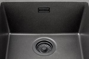 StrongSinks S3 Sifón pre úsporu miesta pro granitové drezy, čierny sieť. ventil